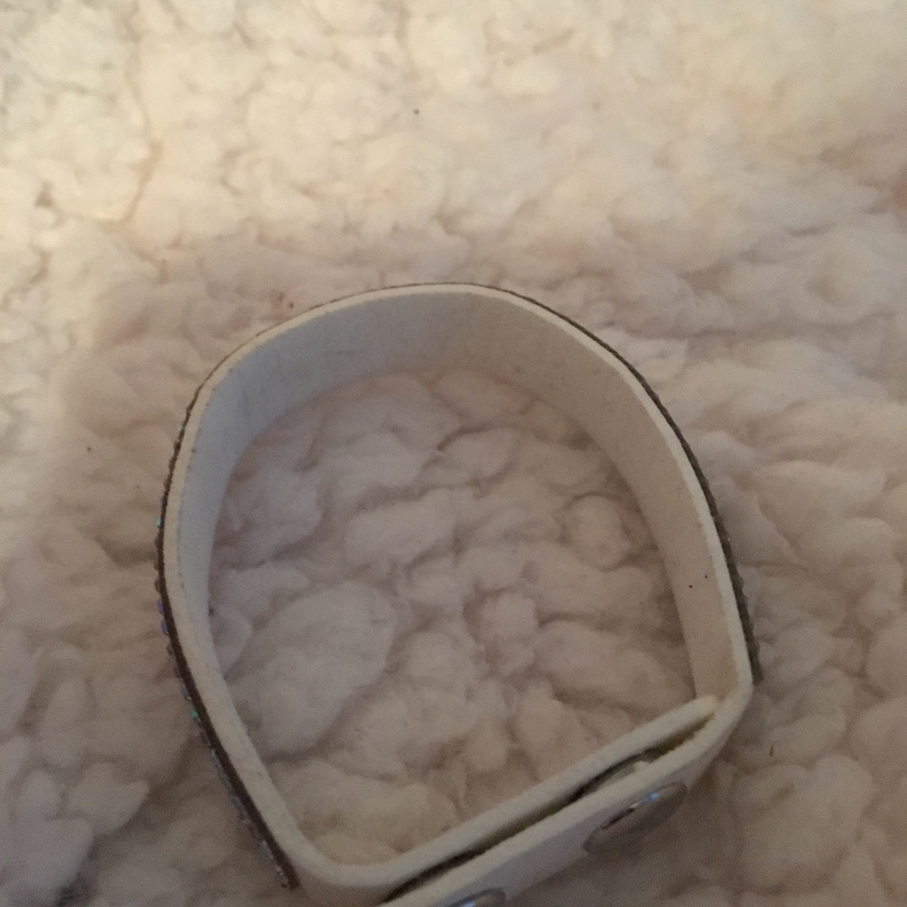 Bracelet - Picture 3 of 3